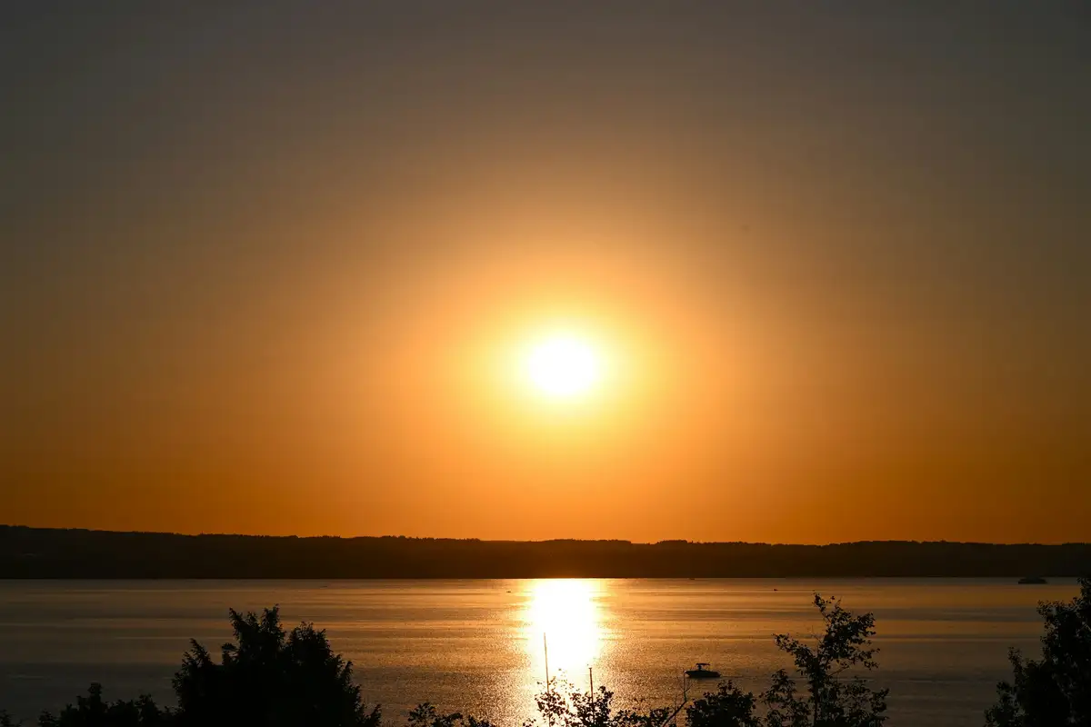 Featured image for Bible Verses About Sunset